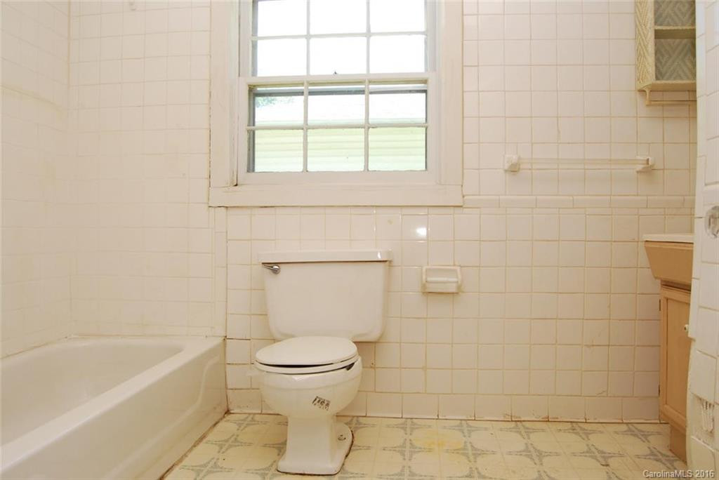 212 Rutledge Drive - Photo 10