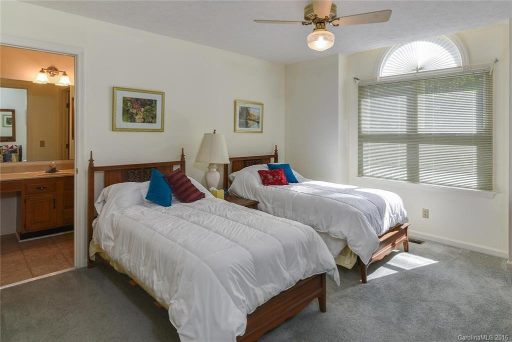 7 Governors Drive - Photo 17