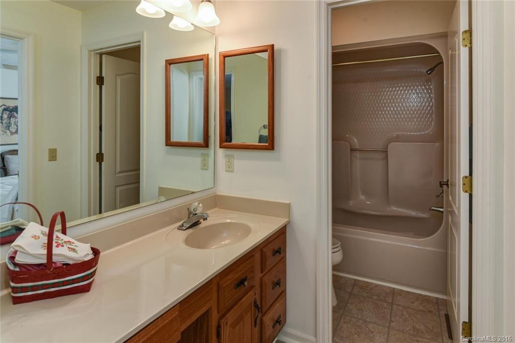 7 Governors Drive - Photo 18