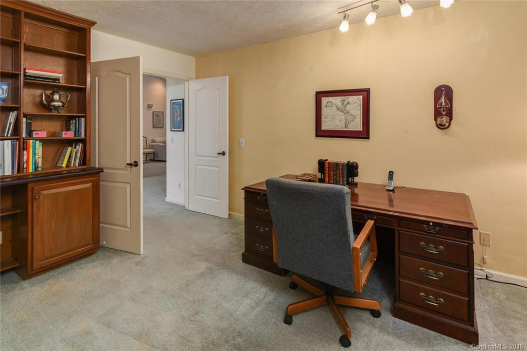 7 Governors Drive - Photo 19