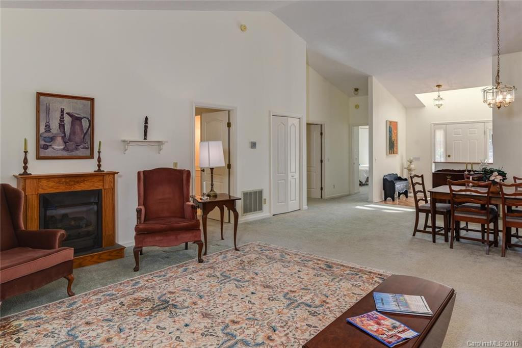 7 Governors Drive - Photo 6