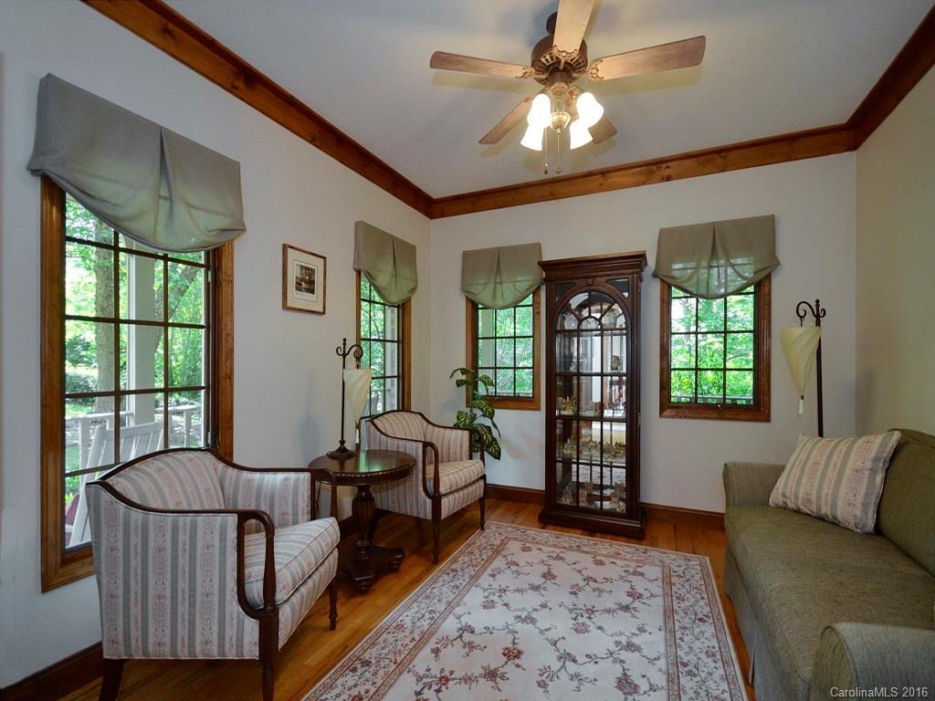 46 Valley Drive - Photo 5