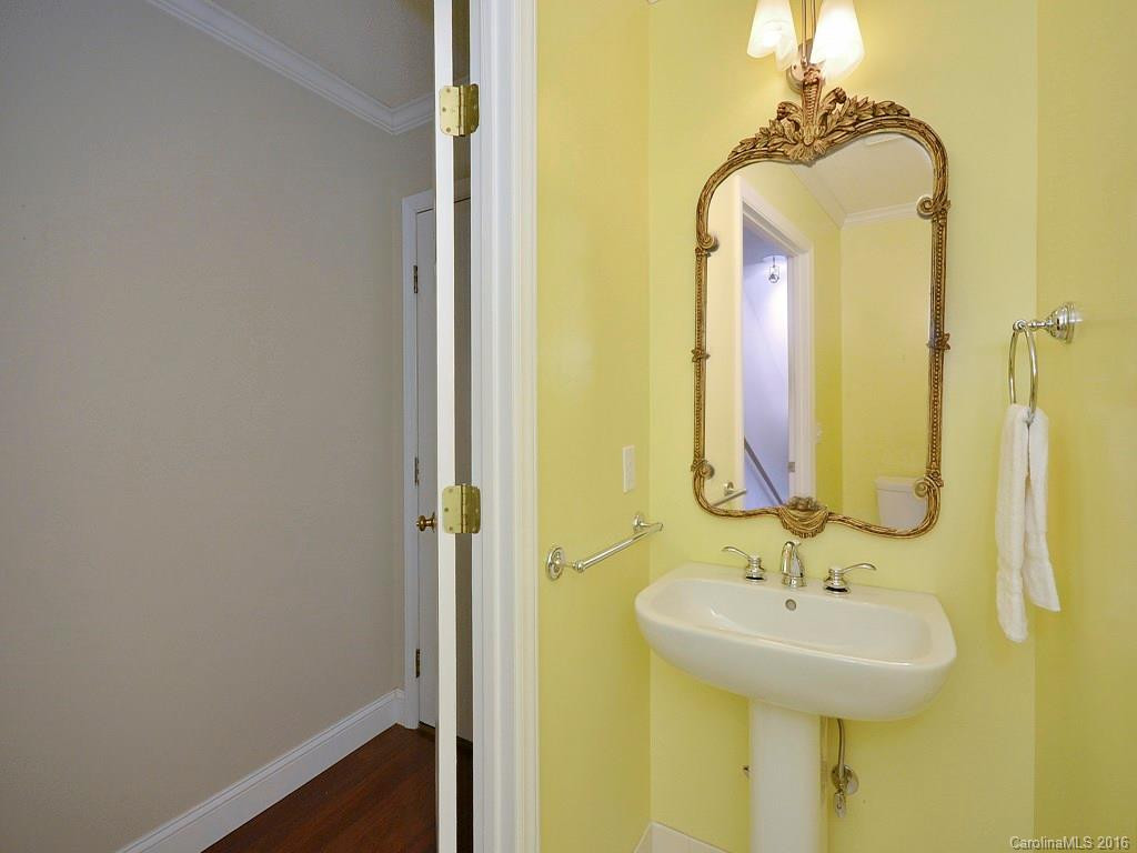 120 Overlook Drive #V-32 - Photo 11