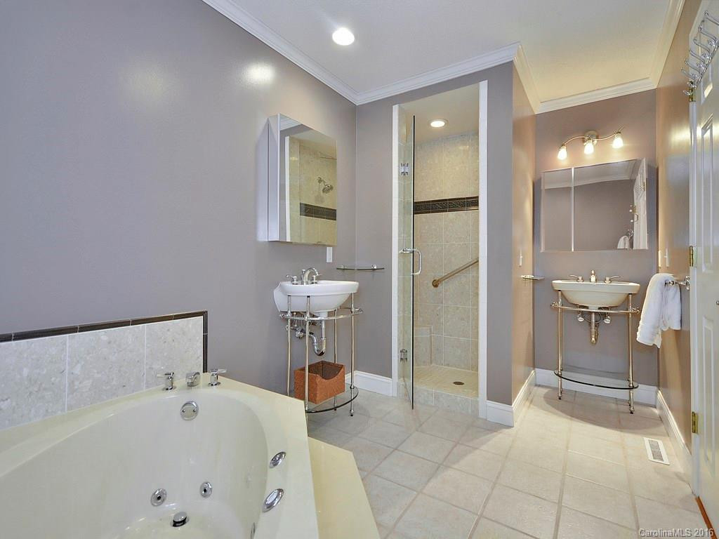120 Overlook Drive #V-32 - Photo 13