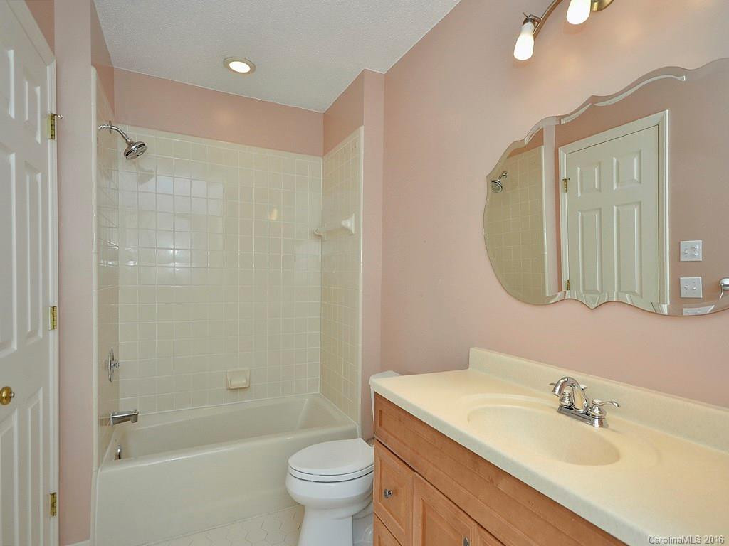 120 Overlook Drive #V-32 - Photo 15