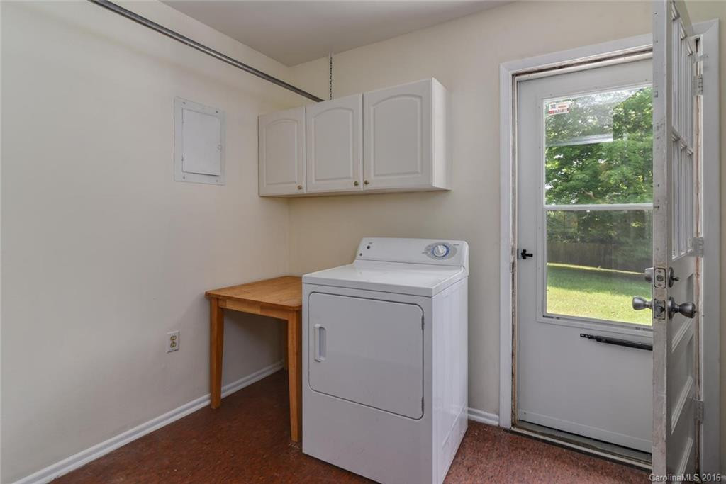 111 Summerglen Drive - Photo 19