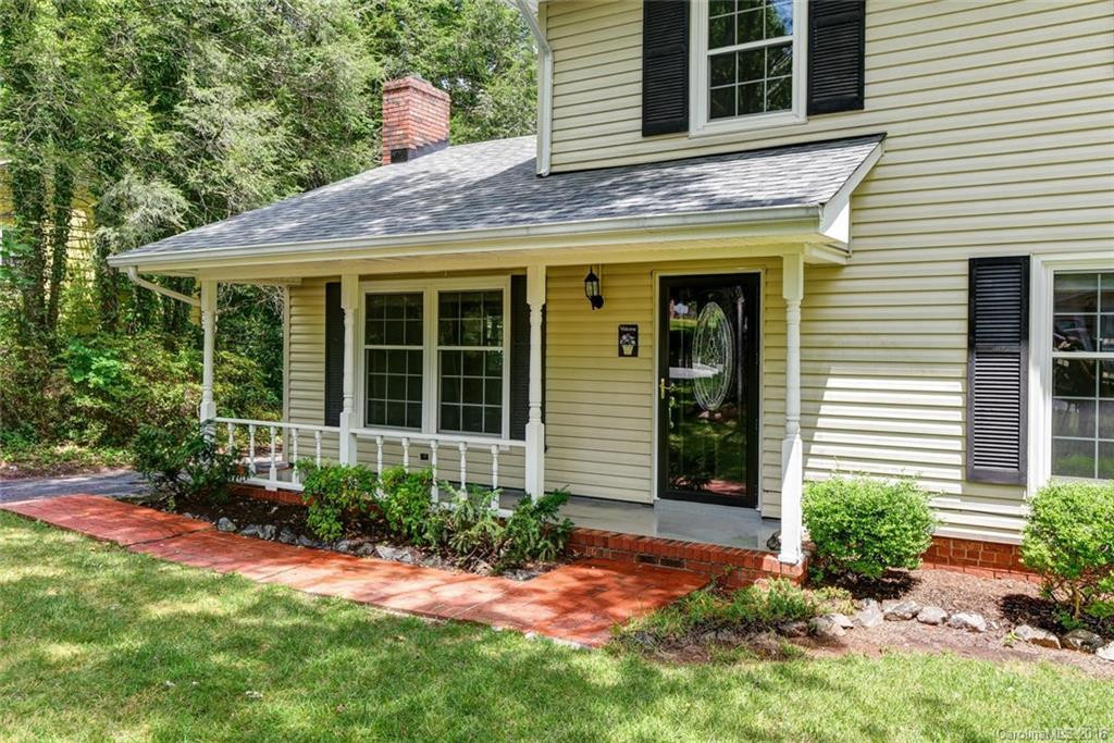 111 Summerglen Drive - Photo 3