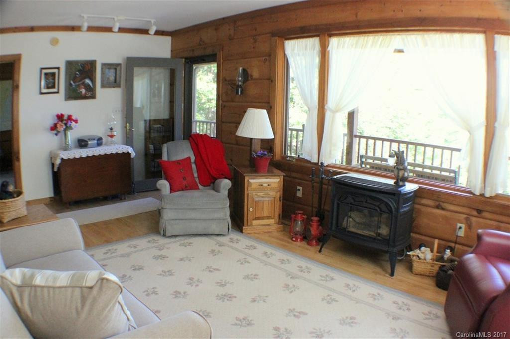 1147 Deerfield Drive - Photo 5