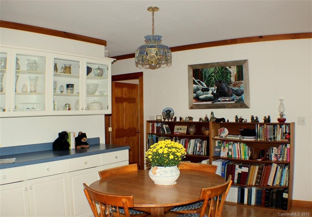 1147 Deerfield Drive - Photo 7
