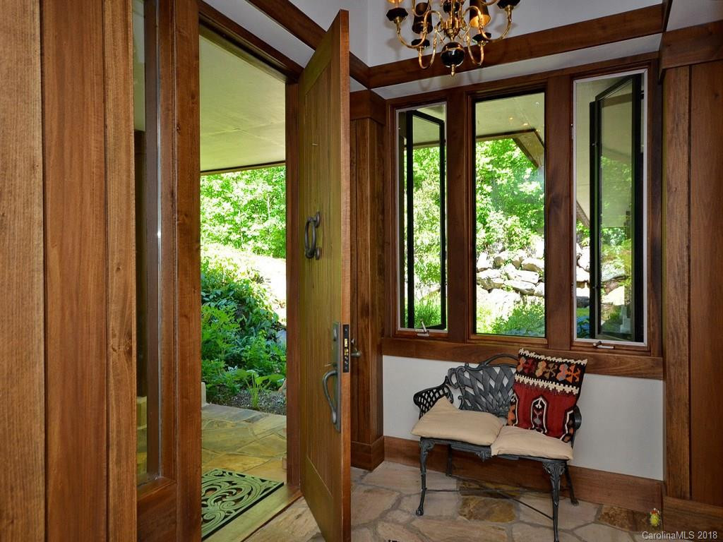 448 High Drive - Photo 2
