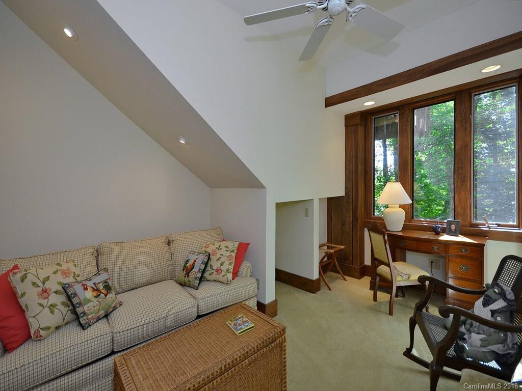 448 High Drive - Photo 20