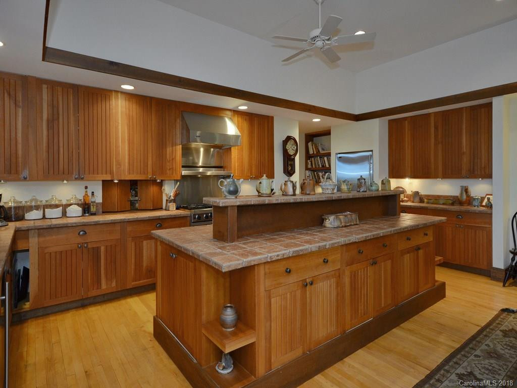 448 High Drive - Photo 9