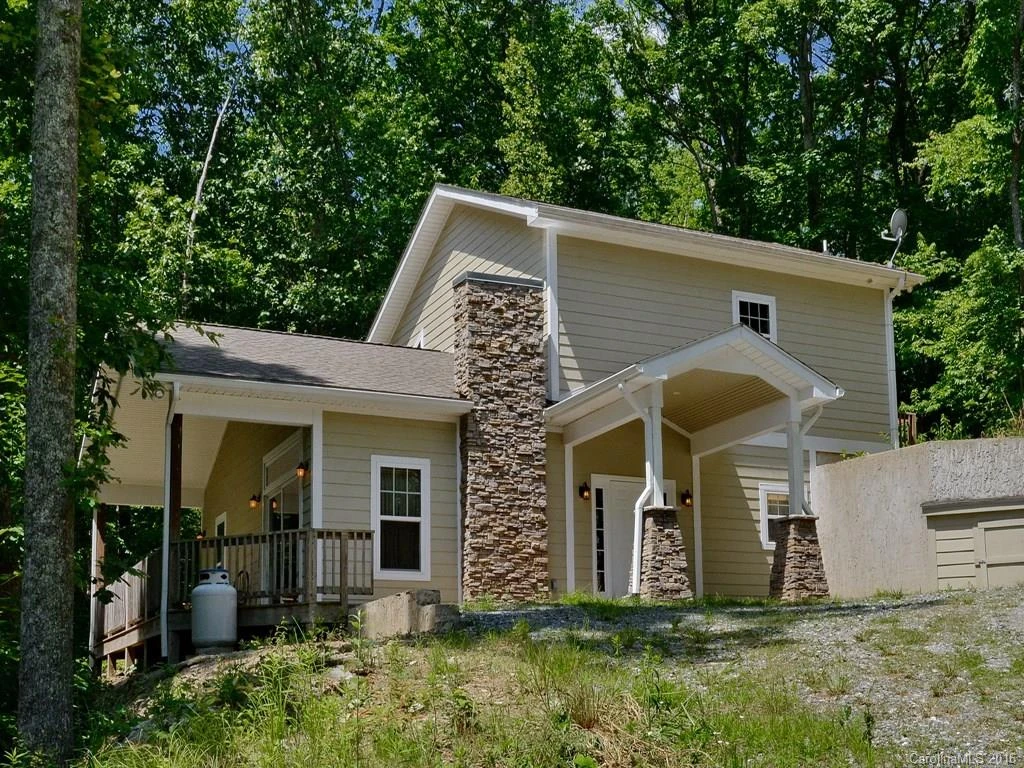 105 Dogwood Drive