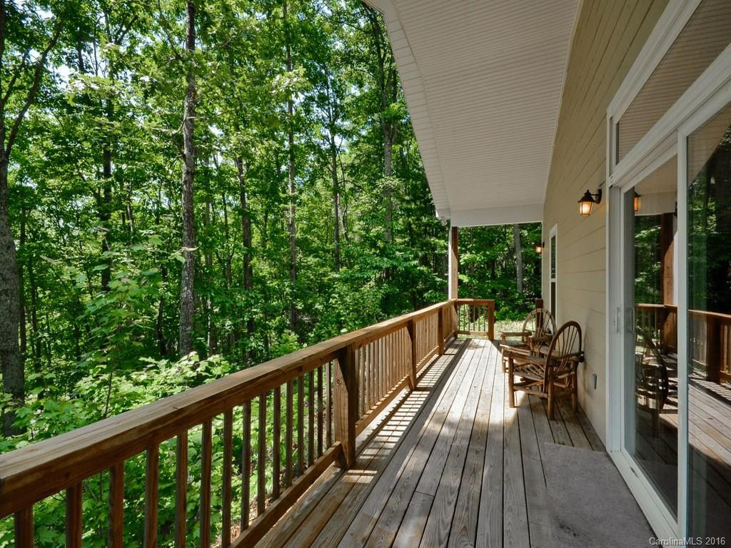 105 Dogwood Drive - Photo 2