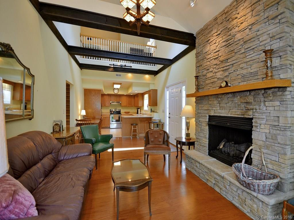 105 Dogwood Drive - Photo 4