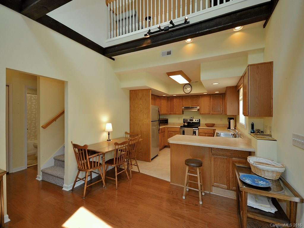 105 Dogwood Drive - Photo 5