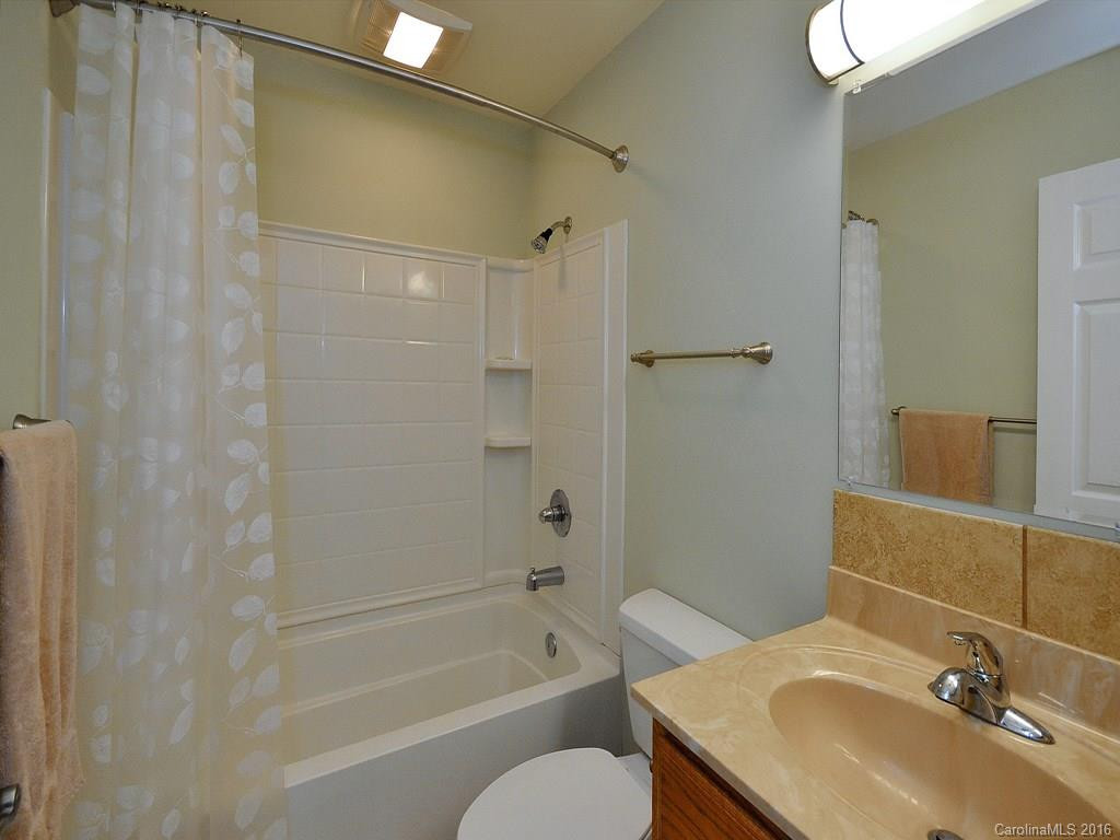 105 Dogwood Drive - Photo 9