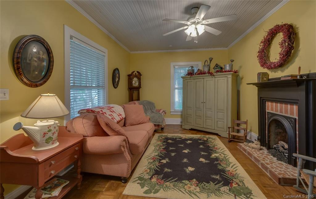 182 6th Street - Photo 5
