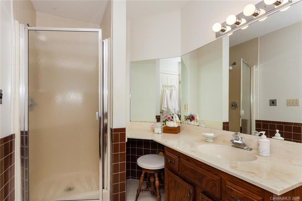 1704 Fleetwood Plaza #1704 - Photo 11