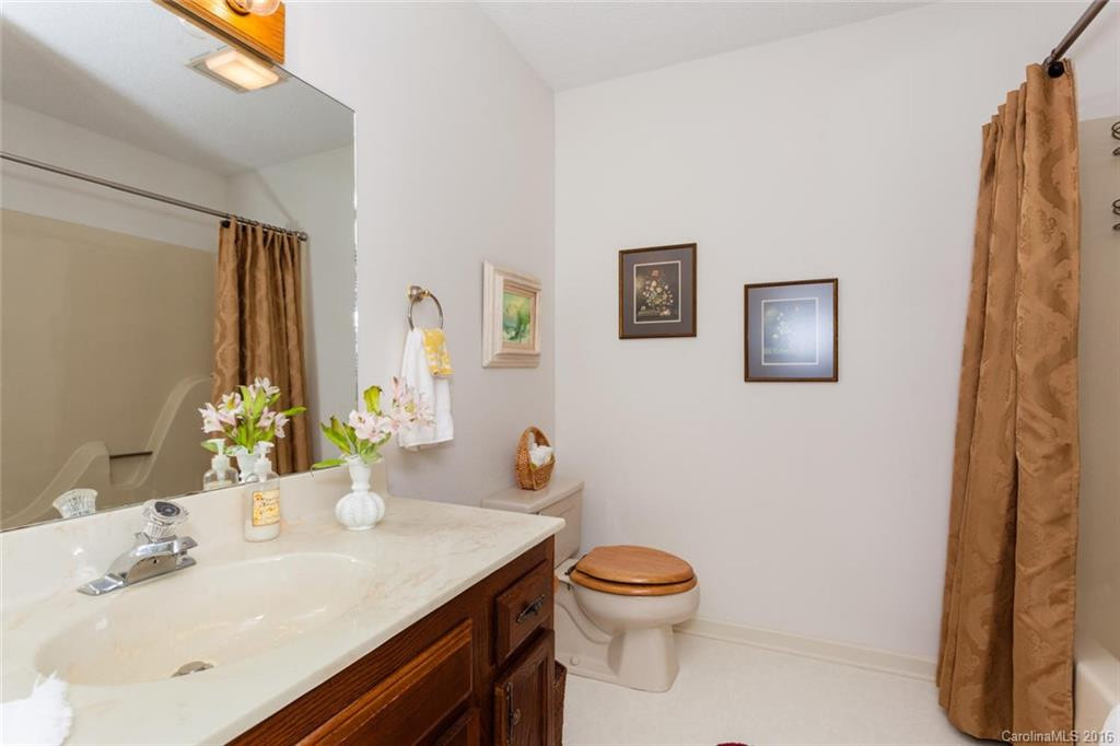 1704 Fleetwood Plaza #1704 - Photo 16
