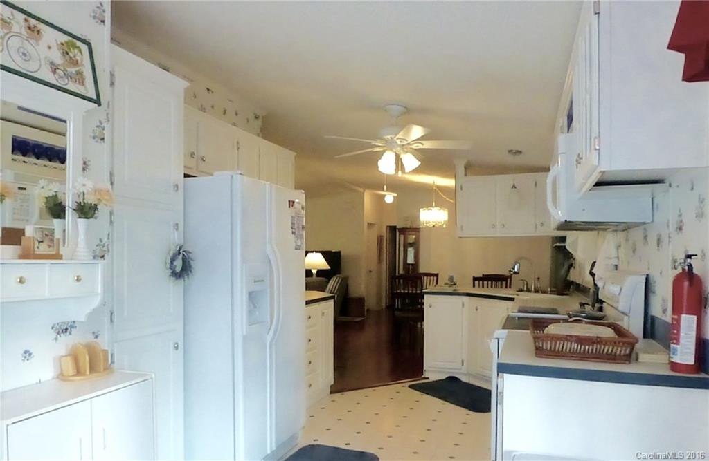 532 Riverwind Drive - Photo 16
