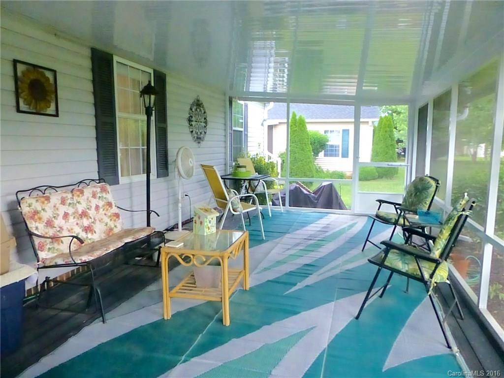 532 Riverwind Drive - Photo 8