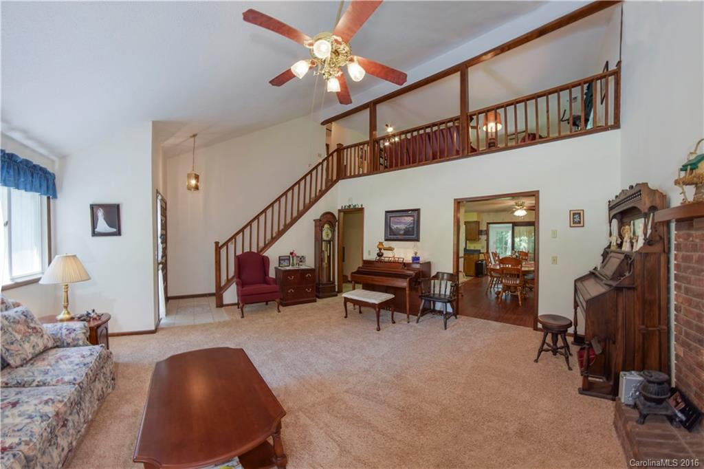 454 Nellie John Drive - Photo 6