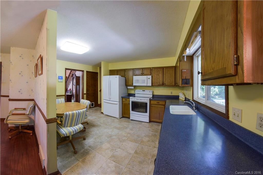 454 Nellie John Drive - Photo 10