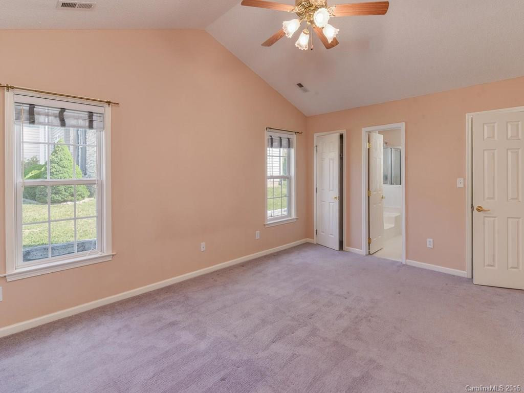 25 Livingston Farm Road - Photo 13