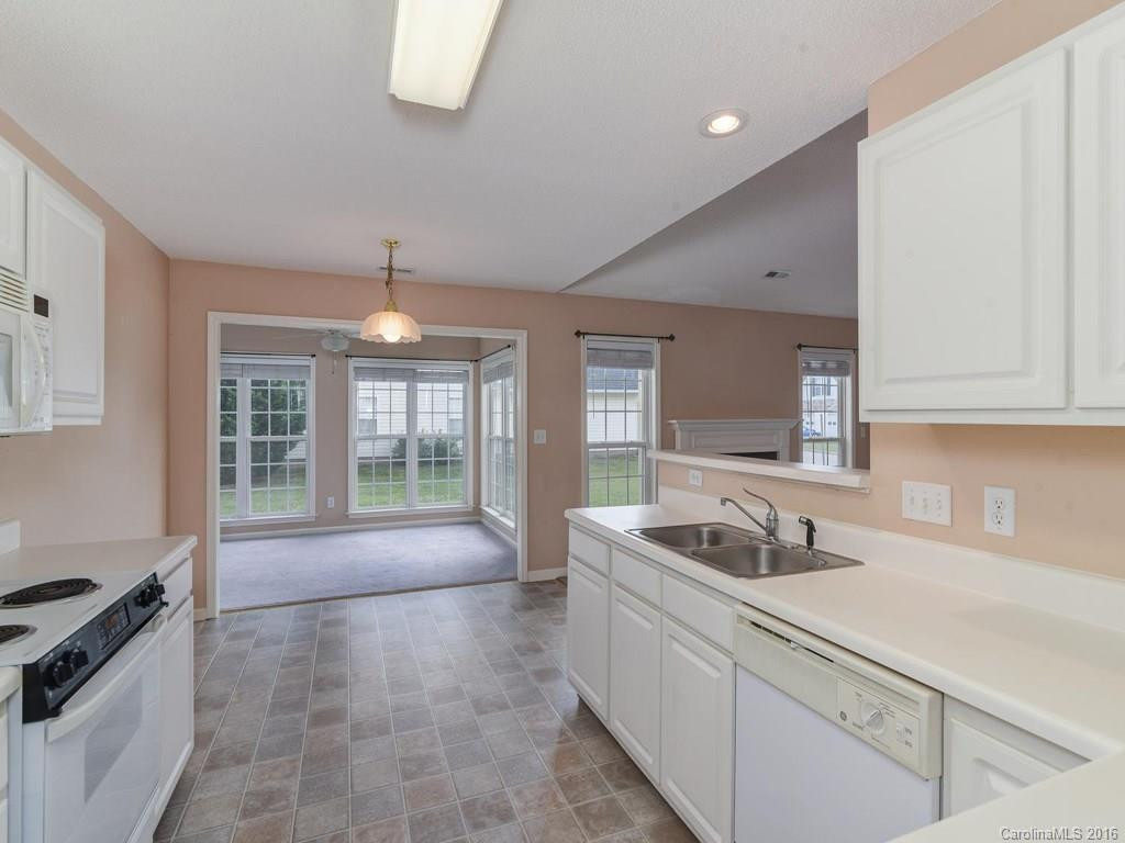 25 Livingston Farm Road - Photo 7