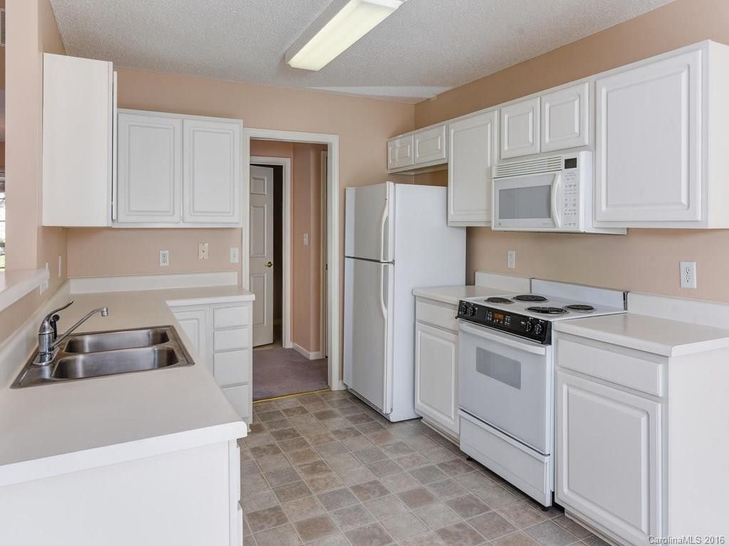 25 Livingston Farm Road - Photo 8