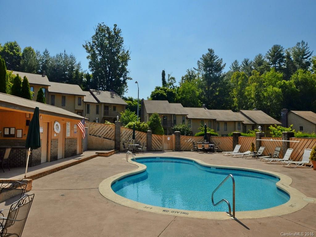105 Pebble Creek Drive #J5 - Photo 15