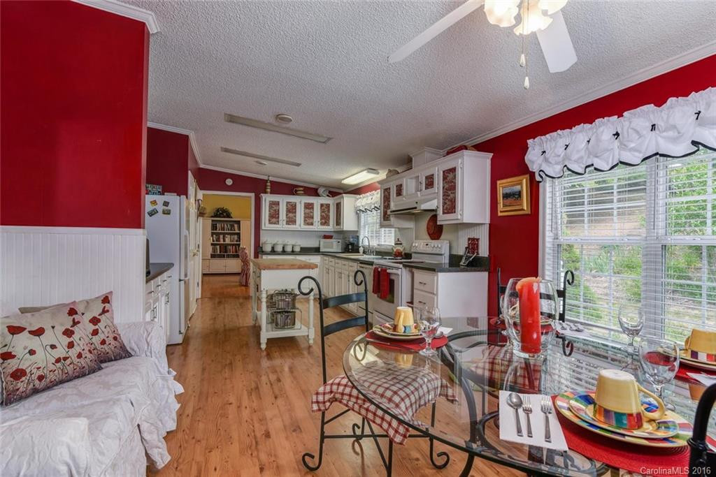 217 Fernstone Road - Photo 13