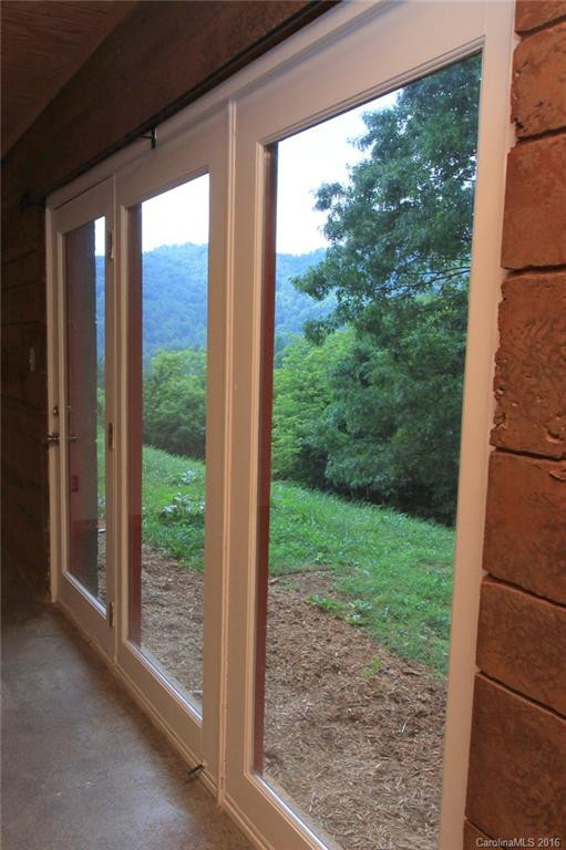 1082 Sweet Hollow Road - Photo 17