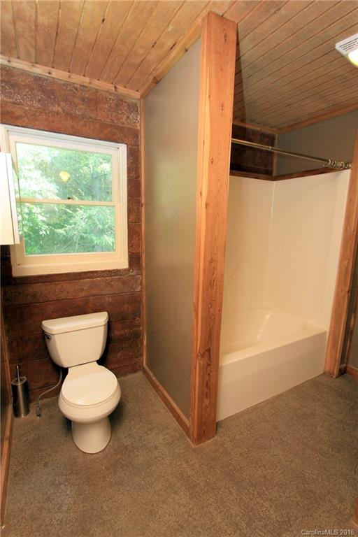 1082 Sweet Hollow Road - Photo 21
