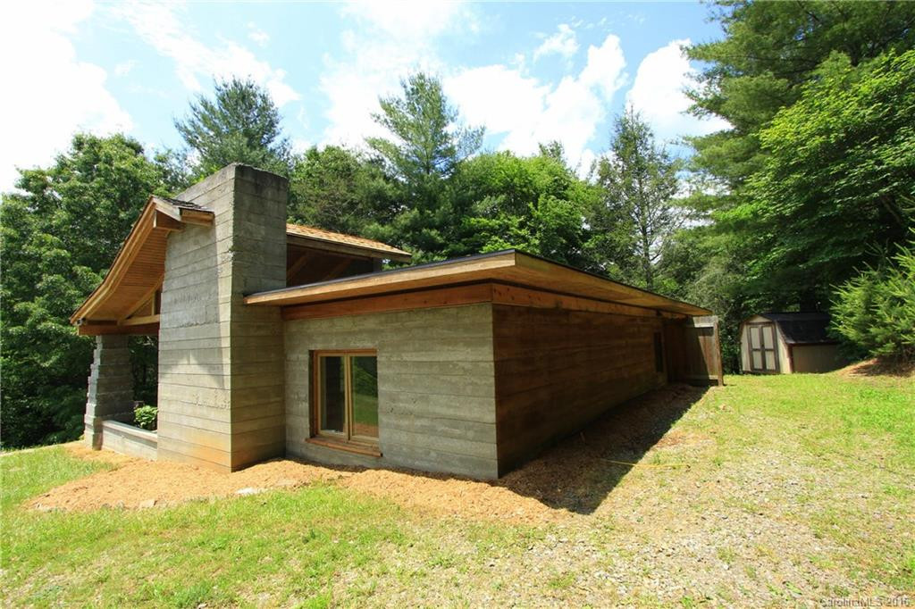 1082 Sweet Hollow Road - Photo 5