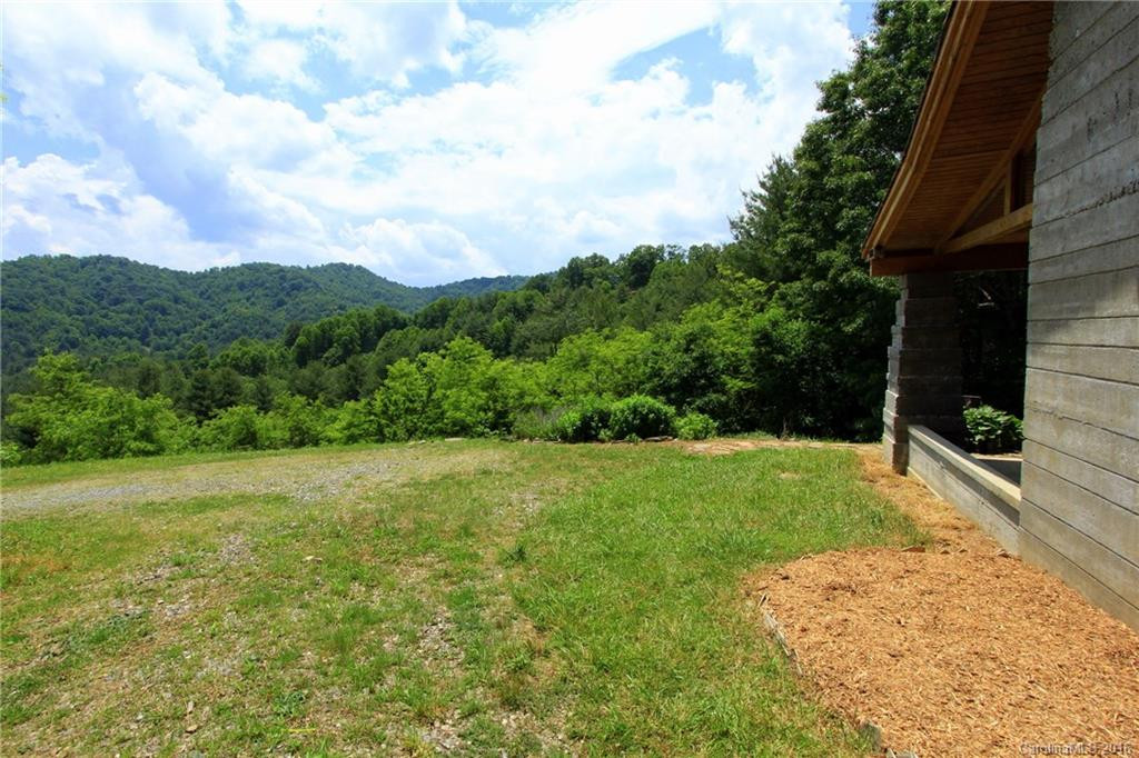 1082 Sweet Hollow Road - Photo 6