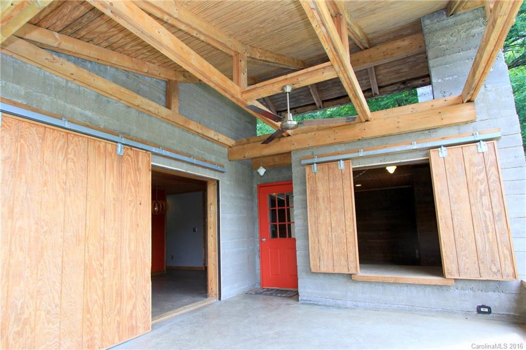 1082 Sweet Hollow Road - Photo 8