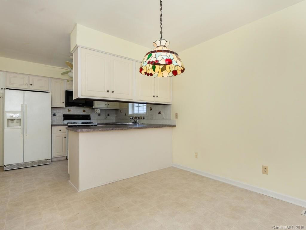 307 Somerton Court #50 - Photo 12