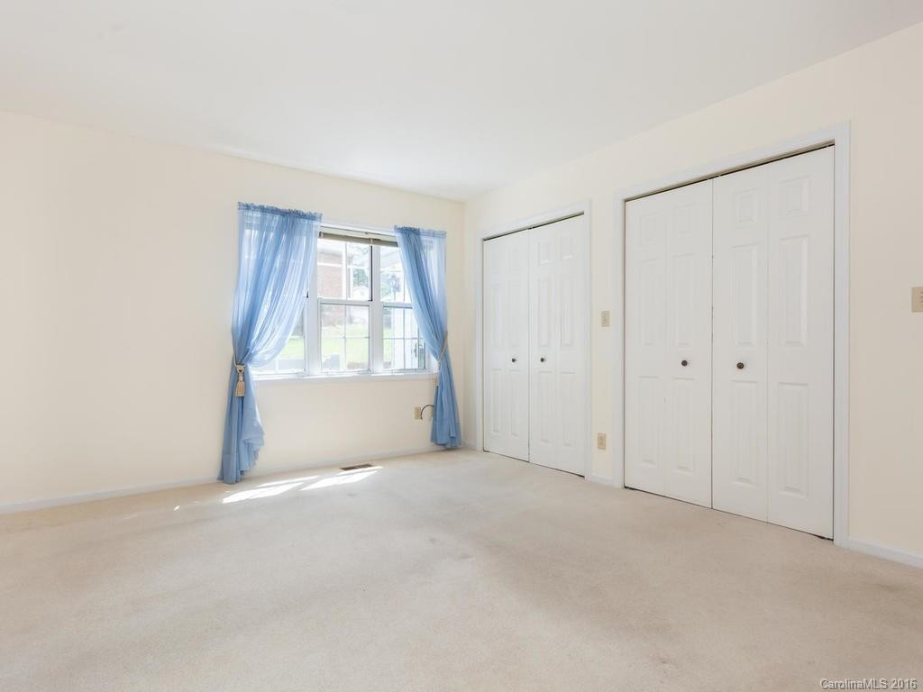 307 Somerton Court #50 - Photo 15