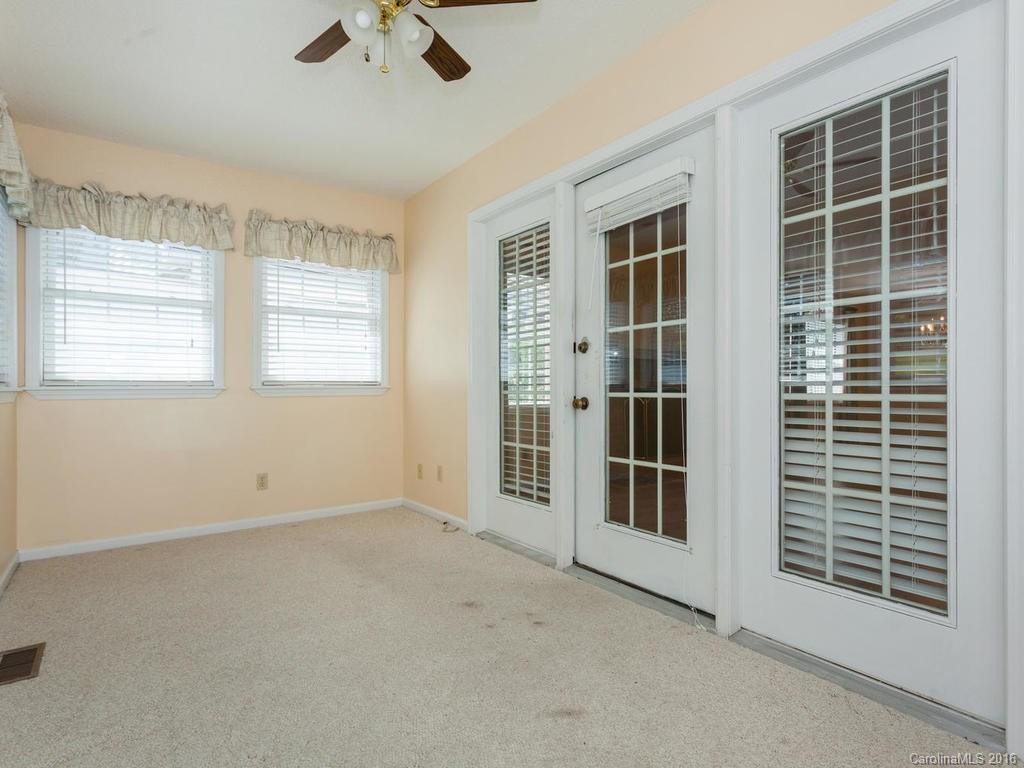 307 Somerton Court #50 - Photo 18