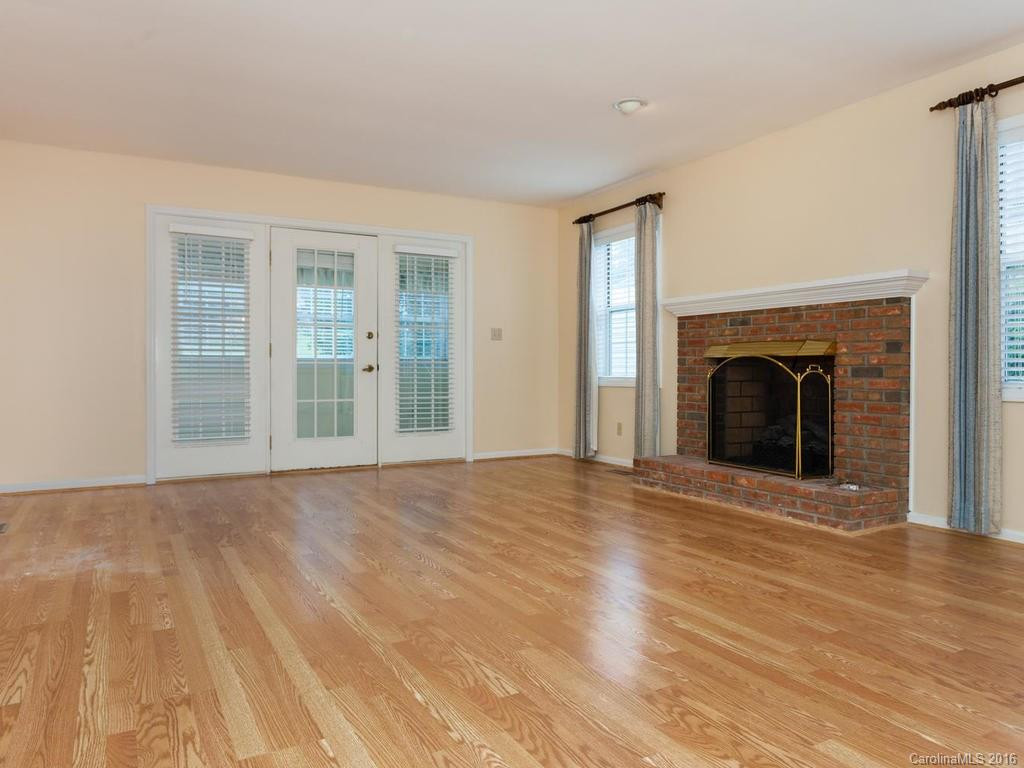 307 Somerton Court #50 - Photo 5