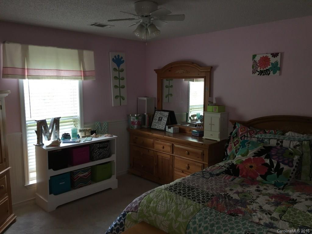 93 Forest Valley Road - Photo 12