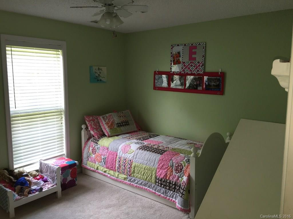 93 Forest Valley Road - Photo 16