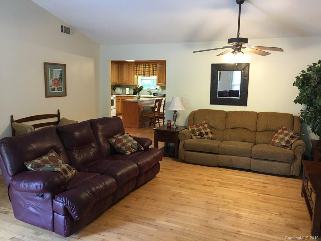 93 Forest Valley Road - Photo 6
