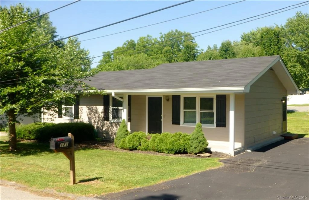 121 Spencer Street #6