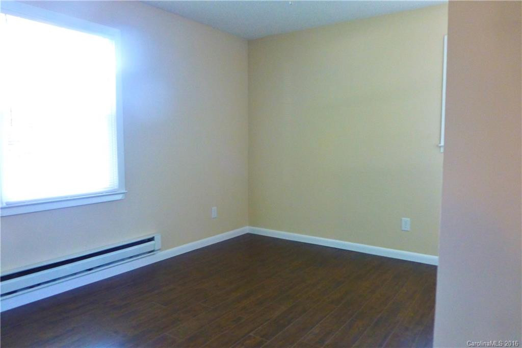 121 Spencer Street #6 - Photo 8