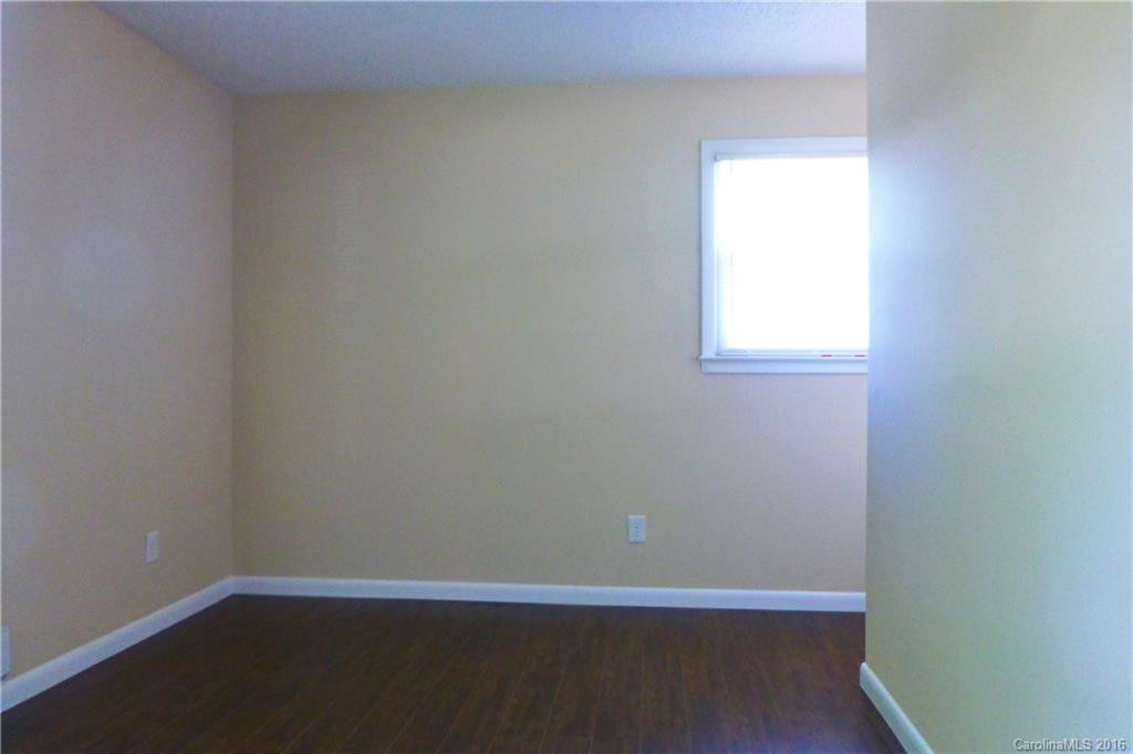 121 Spencer Street #6 - Photo 9