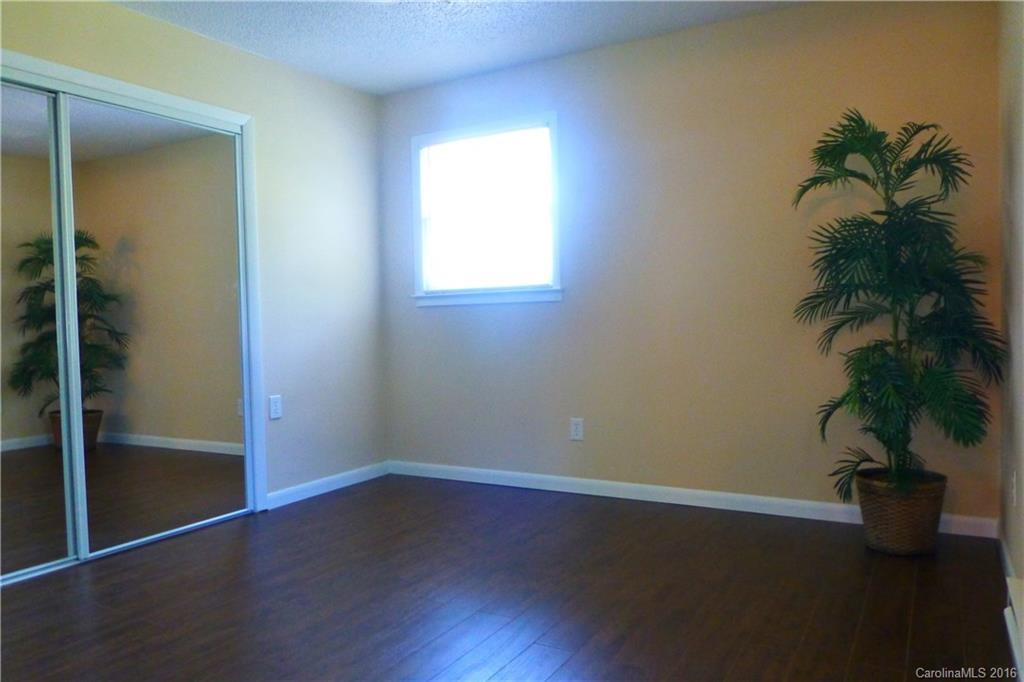 121 Spencer Street #6 - Photo 10