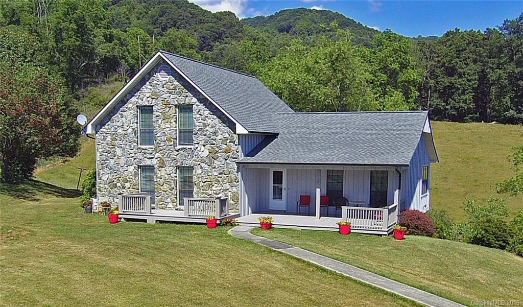 2364 Hyder Mountain Road
